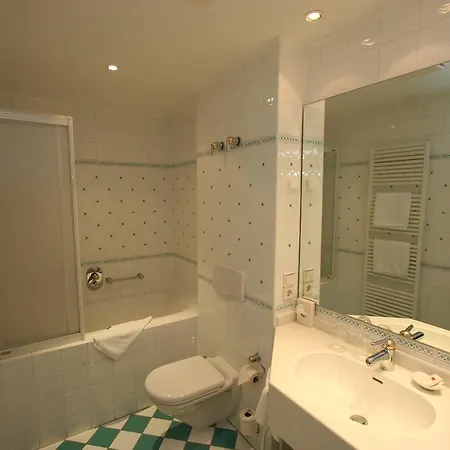 Park Am Schloss Ettringen (Rhineland-Palatinate)