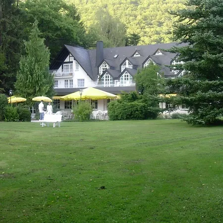 Szálloda Park Am Schloss 4*