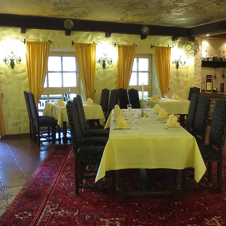 Park Am Schloss Hotel Ettringen (Rhineland-Palatinate)