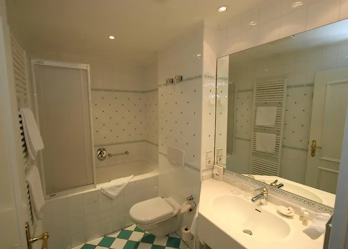 Park Am Schloss Ettringen (Rhineland-Palatinate)