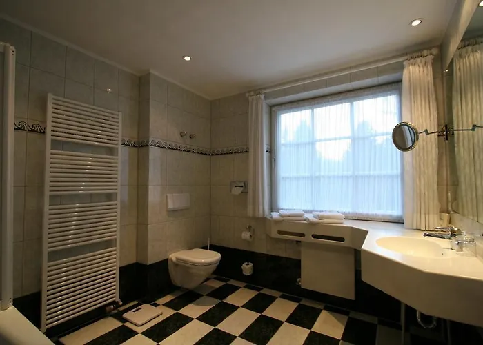 Park Am Schloss Ettringen (Rhineland-Palatinate)