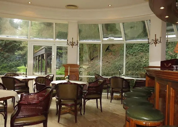 Park Am Schloss 4* Ettringen